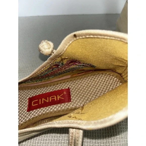 Cinak Cute Embroidered Mary Jane Textile Denim Comfort Beige Size 42. NWOB - Picture 8 of 11